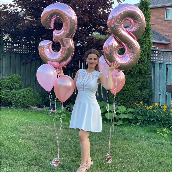 Dress - Picture 1 of 4